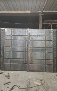 فروش درب حیاطی  بنز رو