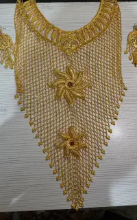 گردنبند و گوشواره بدلیجات طرح طلا