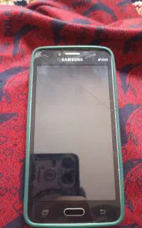گوشی سامسونگ تمیز
