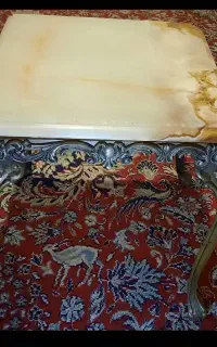 میز پایه برنز و سنگ مرمر اصل عتیقه به قدمت ۷۰ سال