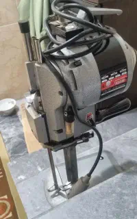 قیچی برقی عمود بر