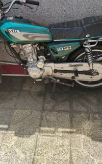 موتو125بسیارتمییز مدل 95پلاک ملی مدارک کامل
