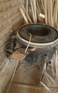 یک دستگاه سبزی خشک کن وروغن گیر