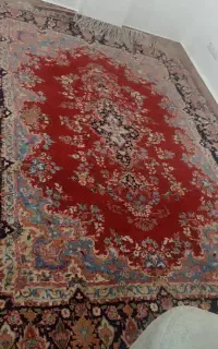 فرش ۹ متری دستبافت طرح اصیل لاکی / کاملاً سالم