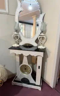آیینه و شمعدان