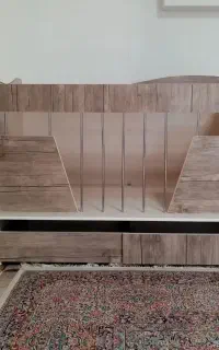 تخت نوزادی و کمد کودک و نوجوان