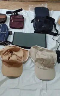 کیف مدارک نو ودر حد نو کلاه محافظ گردن وپیشانی نو