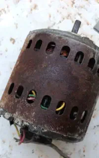 دینام یک سوم