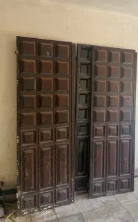 درب حیاط بدون چهارچوب
