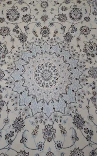 فرش دستبافت ۹متری نائین