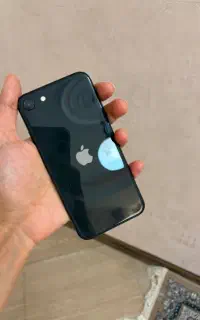 گوشی آیفون se2020