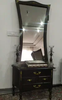 آینه و شمعدان