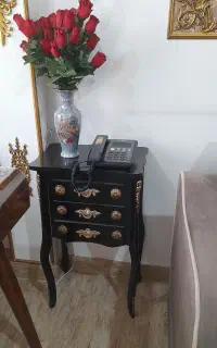 ایینه و کنسول و میز تلفن