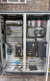 تابلو برق و تاسیسات الکتریکی