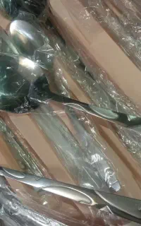 فروش یک سرویس قاشق و چنگال 30نفره
