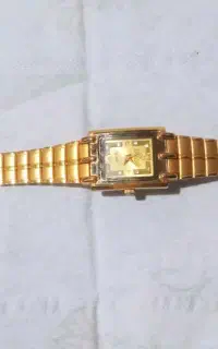 دو عدد ساعت زنانه سوییس اصل  swistar