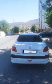 206 وی 8تیپ5لوازمی معاوضه و فروش