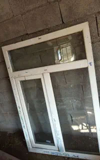 پنجره پی وی سی دوجداره