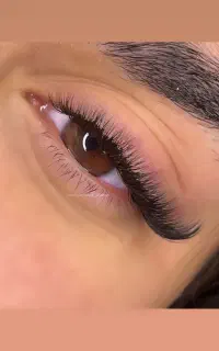 اکستنشن مژه با تخفیف و ماندگاری بالا
