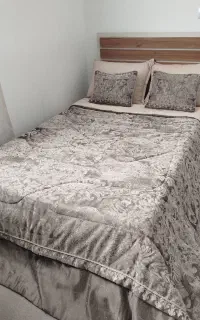 تخت خواب نوجوان یک و نیم نفره