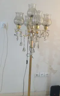 آباژور کنار سالنی