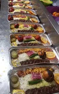 کترینگ یاس.تهیه وتوزیع غذای پرسنلی ومراسم