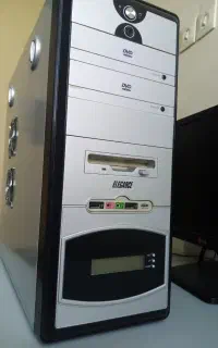 کیس کامپیوتر