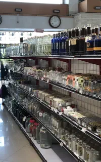 استند و قفسه فروشگاهی در حد نو