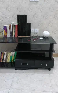 میز تلویزیون کاملا سالم
