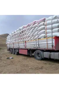 کاه خوب کردستان سفید یک تریلی دارم
