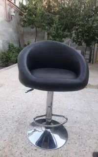 صندلی جک دار با رویه چرم