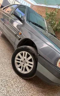 ماشین ۴۰۵ دلفینی