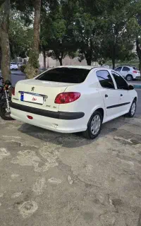 پژو206sd v8