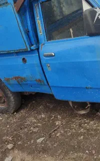 نیسان مدل 82