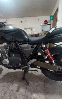 honda cb 1000