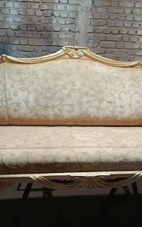 رنگ کاری انواع مصنوعات چوبی
