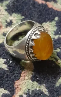 انگشتر عقیق زرد