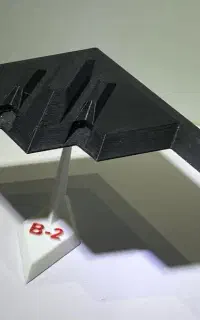 ماکت هواپیمای B-2 Spiritبمب‌افکن رادارگریزکلکسیونی