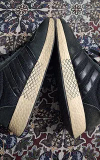 کتونی آدیداس اورجینال سایز 41 در حدآک