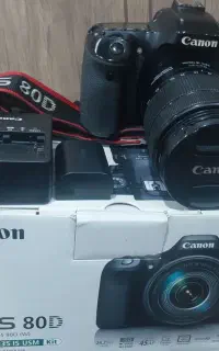 دوربین 80d  با لنز