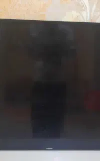 تلوزیون ۴۸ اینج سامسونگ صفحه شکسته