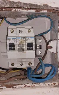 تعمیرات برق