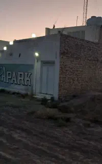 زمین جنب تالار کوروش و شهربازی هوراپارک
