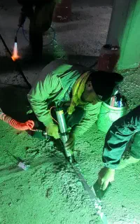 آب بندی انواع استخر ومنبع و آبنمابا مواد کامپوزیتی