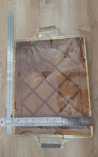 سینی چوبی با دسته طلایی