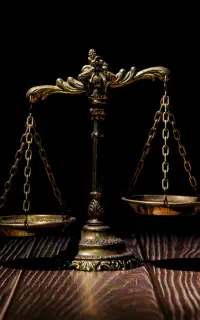 وکیل پایه یک دادگستری