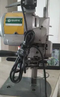 قیچی برقی عمود بر خیاطی