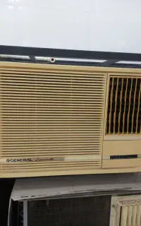 کولر پنجره ای تمیز