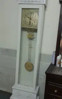 ساعت ایستاده