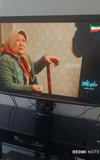 تلویزیون ومیز تلویزیون